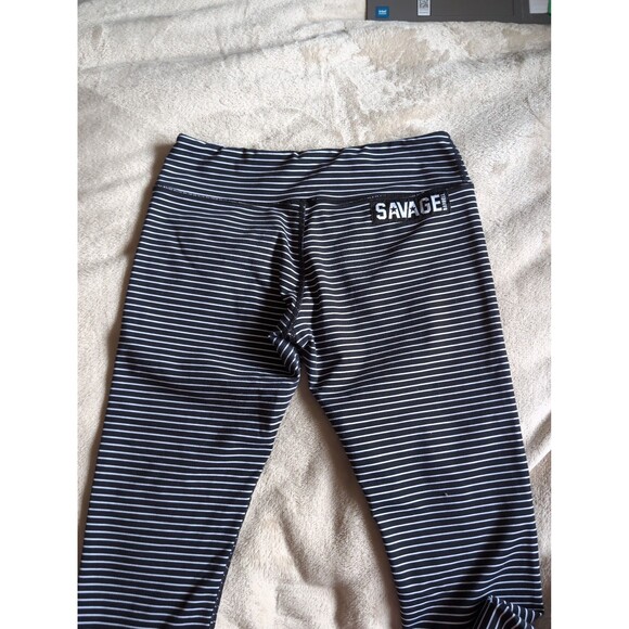 Savage Barbell cropped leggings size medium - Picture 5 of 6